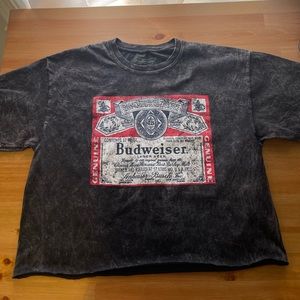 Crop beer tee size large